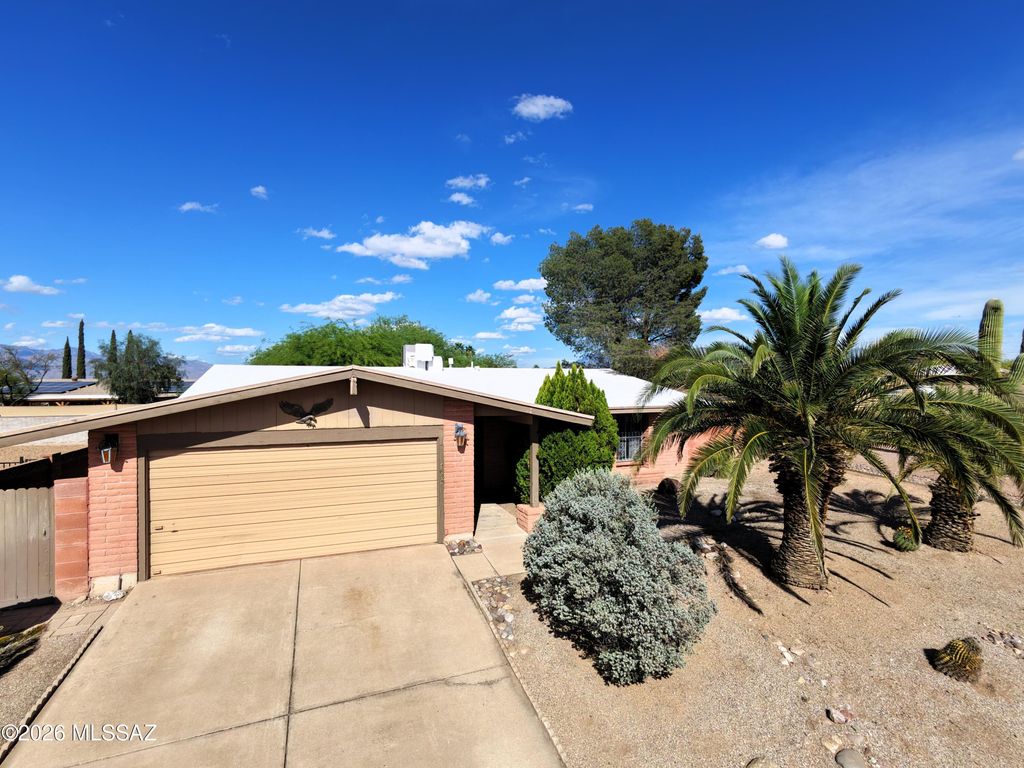 3635 S Santee Avenue, Tucson, AZ 85730