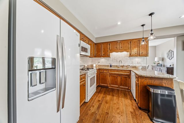 13764 W Deervalley Drive, Homer Glen, IL 60491