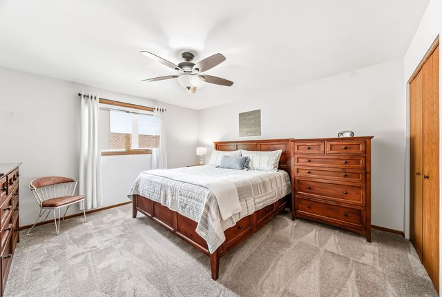 13764 W Deervalley Drive, Homer Glen, IL 60491