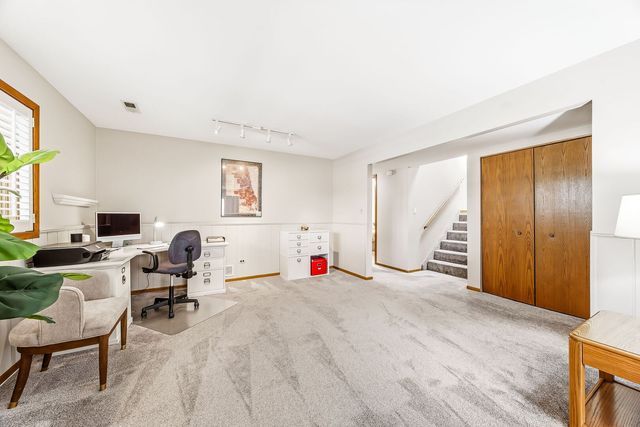 13764 W Deervalley Drive, Homer Glen, IL 60491