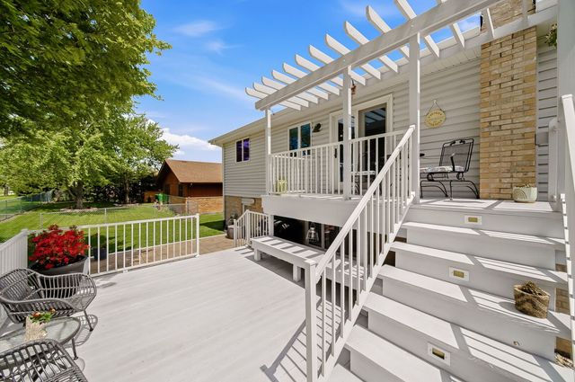 13764 W Deervalley Drive, Homer Glen, IL 60491