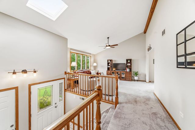 13764 W Deervalley Drive, Homer Glen, IL 60491