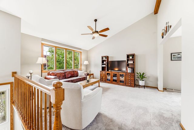13764 W Deervalley Drive, Homer Glen, IL 60491