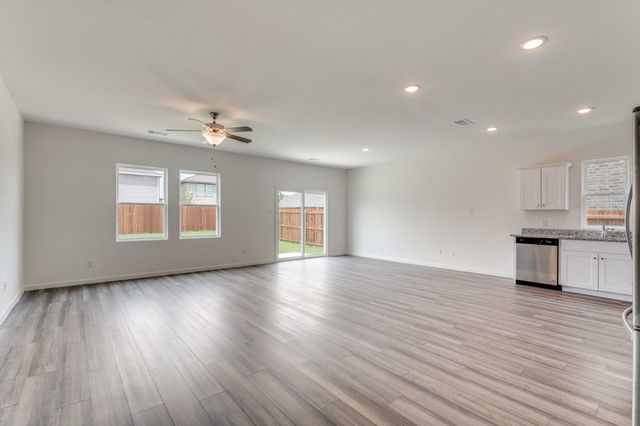 1512 Ancer Way, Fort Worth, TX 76052