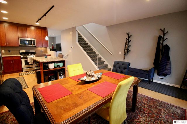 618 Pierce Street, Omaha, NE 68108