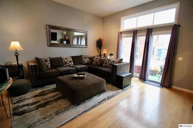 618 Pierce Street, Omaha, NE 68108