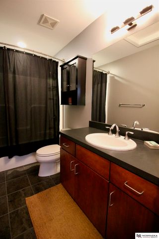 618 Pierce Street, Omaha, NE 68108