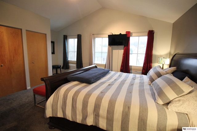 618 Pierce Street, Omaha, NE 68108