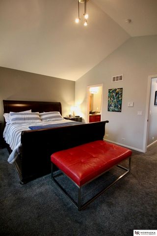 618 Pierce Street, Omaha, NE 68108