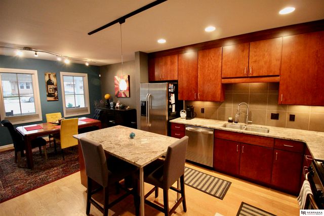 618 Pierce Street, Omaha, NE 68108