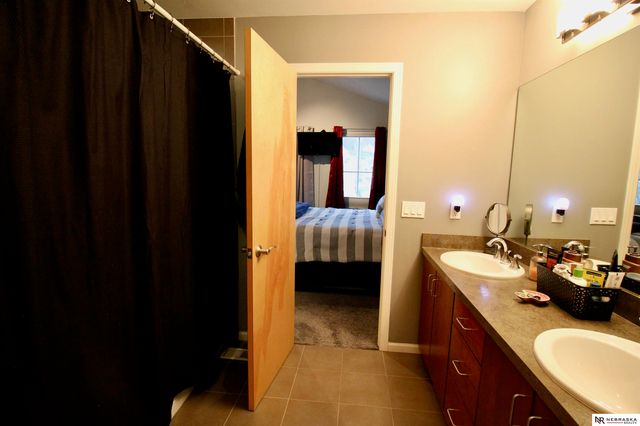 618 Pierce Street, Omaha, NE 68108