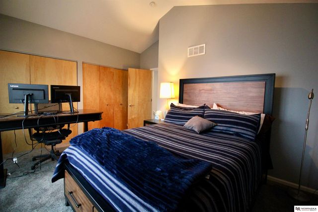 618 Pierce Street, Omaha, NE 68108