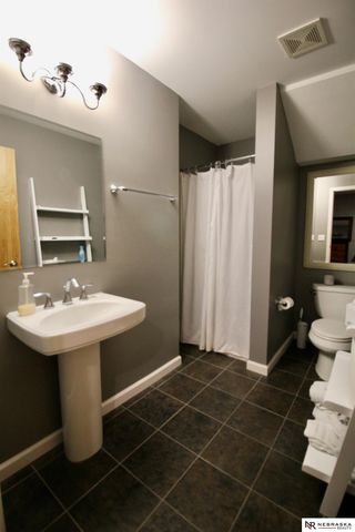 618 Pierce Street, Omaha, NE 68108