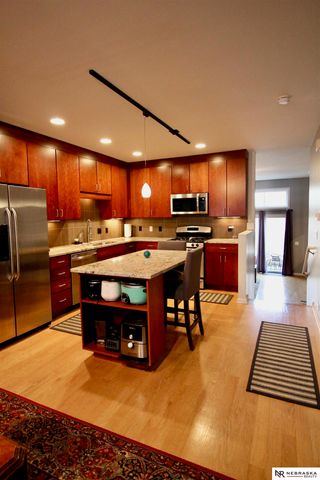 618 Pierce Street, Omaha, NE 68108