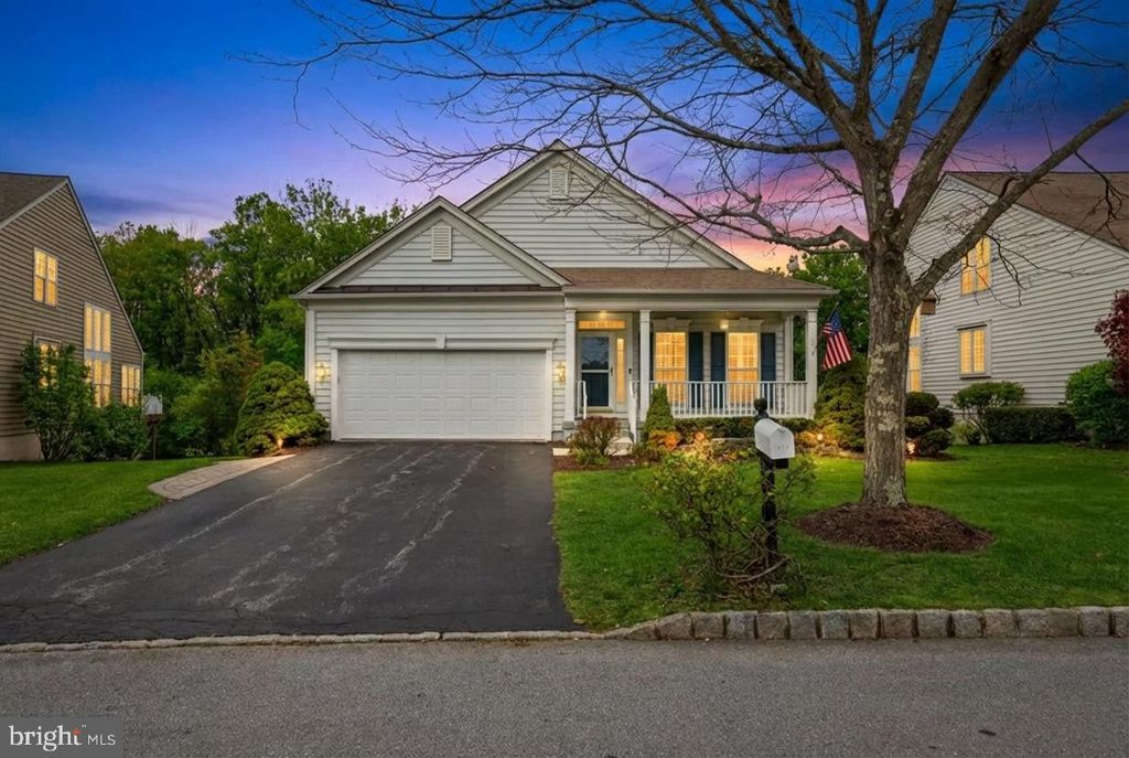 113 LANTANA DR, Kennett Square, PA 19348