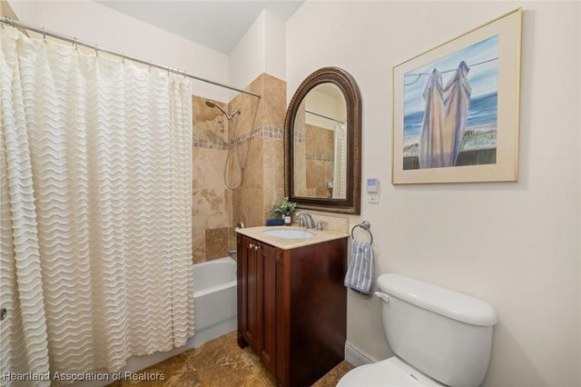 2351 Lakeview Drive 403, Sebring, FL 33870