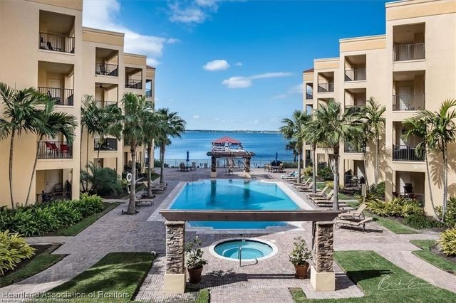 2351 Lakeview Drive 403, Sebring, FL 33870