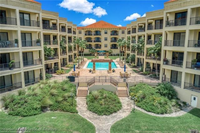 2351 Lakeview Drive 403, Sebring, FL 33870