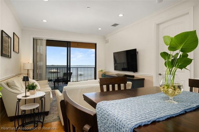 2351 Lakeview Drive 403, Sebring, FL 33870