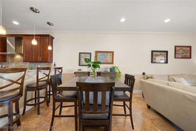 2351 Lakeview Drive 403, Sebring, FL 33870