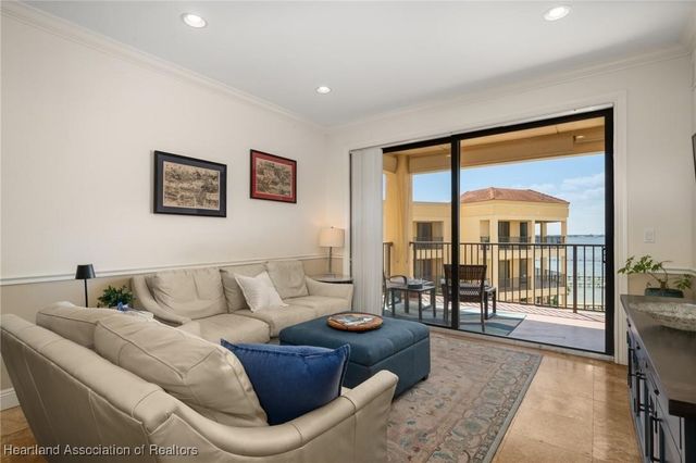 2351 Lakeview Drive 403, Sebring, FL 33870