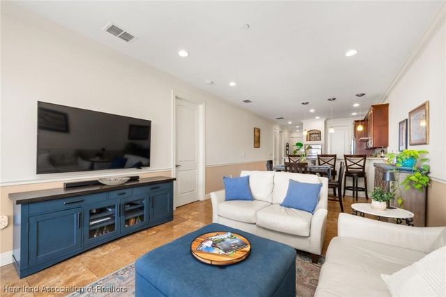 2351 Lakeview Drive 403, Sebring, FL 33870