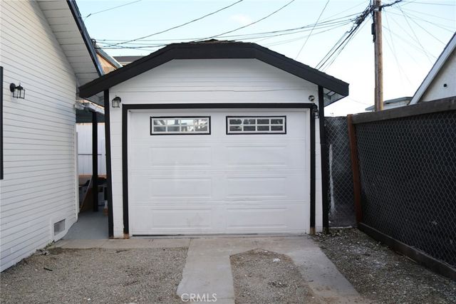 2788 E 14th Street, Long Beach, CA 90804