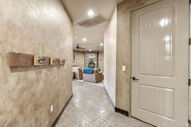 1045 W SAPPHIRE, Diamond Valley, UT 84770