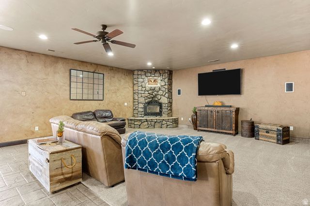 1045 W SAPPHIRE, Diamond Valley, UT 84770