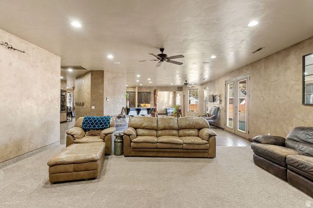 1045 W SAPPHIRE, Diamond Valley, UT 84770