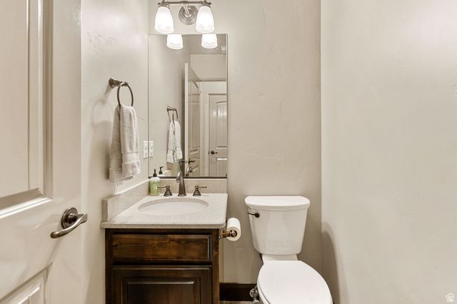 1045 W SAPPHIRE, Diamond Valley, UT 84770