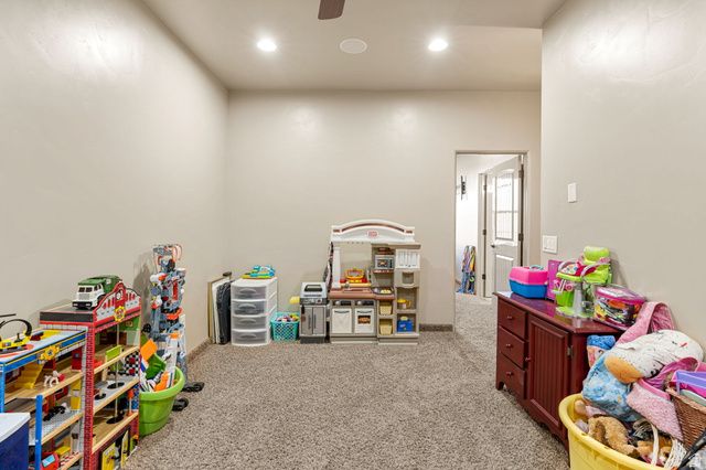 1045 W SAPPHIRE, Diamond Valley, UT 84770