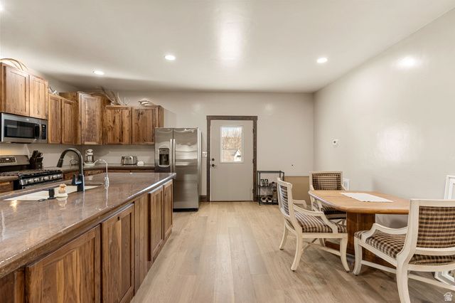 1045 W SAPPHIRE, Diamond Valley, UT 84770