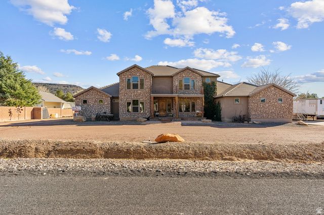 1045 W SAPPHIRE, Diamond Valley, UT 84770