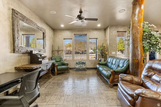 1045 W SAPPHIRE, Diamond Valley, UT 84770