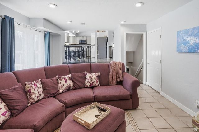 13575 S 2200 W, Riverton, UT 84065