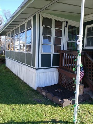 193 Tupper Way, Manchester, NY 14504