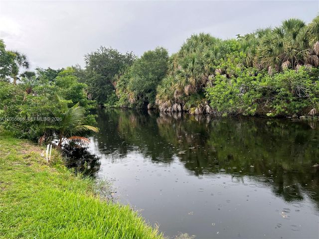 5950 NW 29th Place 109, Sunrise, FL 33313