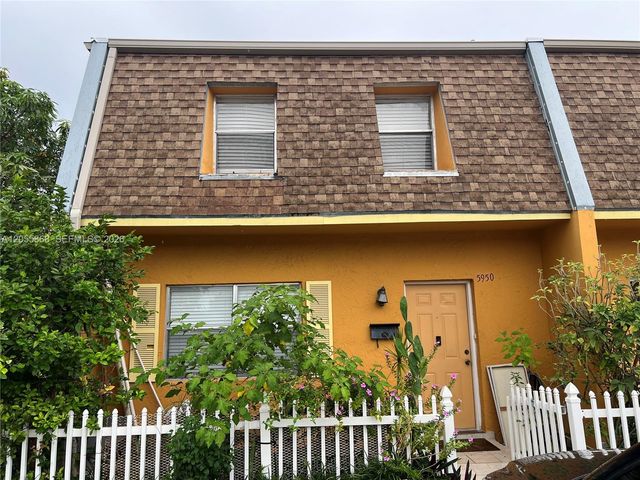 5950 NW 29th Place 109, Sunrise, FL 33313