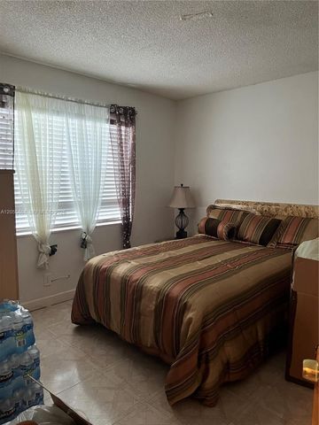 5950 NW 29th Place 109, Sunrise, FL 33313