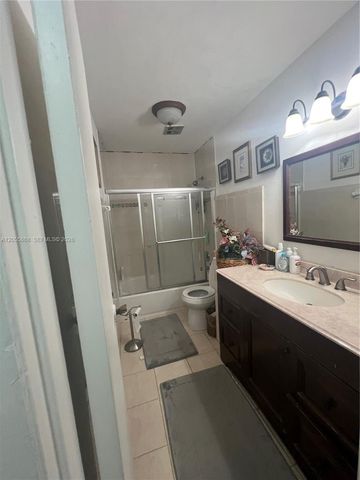 5950 NW 29th Place 109, Sunrise, FL 33313