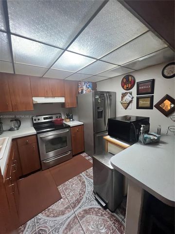 5950 NW 29th Place 109, Sunrise, FL 33313