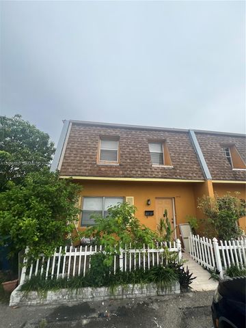 5950 NW 29th Place 109, Sunrise, FL 33313