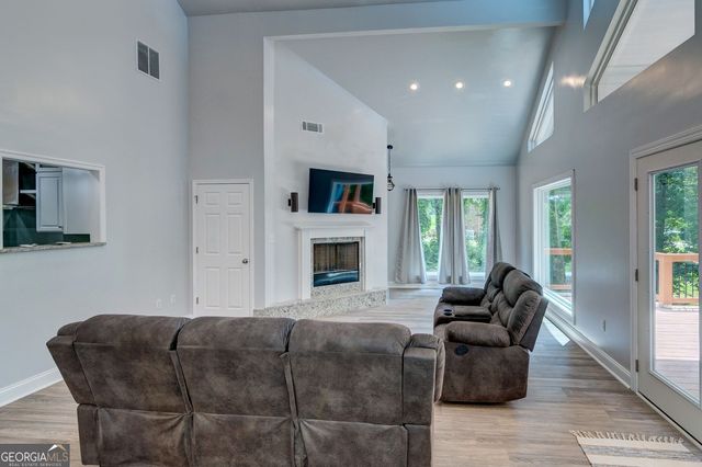 1010 Lakeland Drive, Toccoa, GA 30577