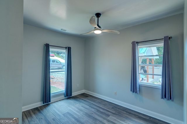 1010 Lakeland Drive, Toccoa, GA 30577