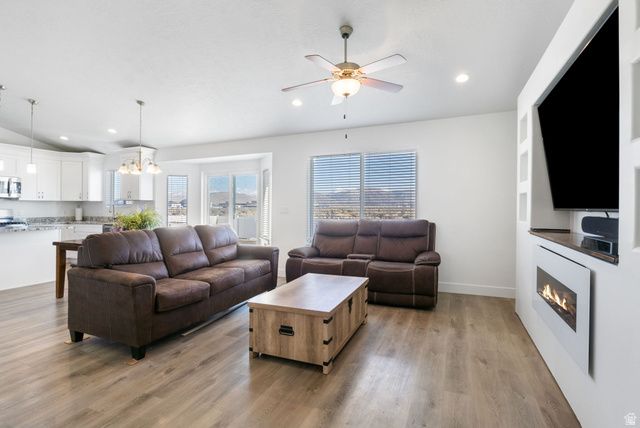 4854 N CLIFFROSE DR, Eagle Mountain, UT 84005