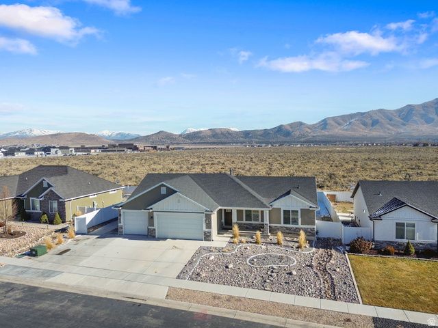 4854 N CLIFFROSE DR, Eagle Mountain, UT 84005