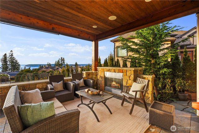 14131 67th Avenue W, Edmonds, WA 98026