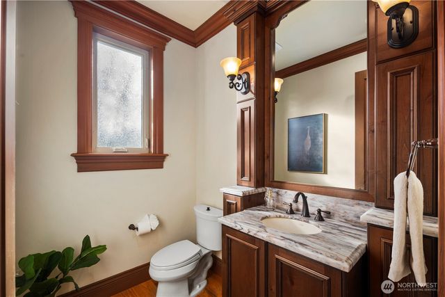 14131 67th Avenue W, Edmonds, WA 98026