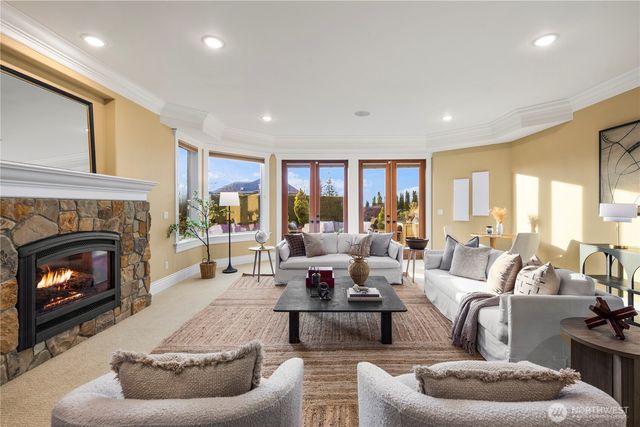 14131 67th Avenue W, Edmonds, WA 98026